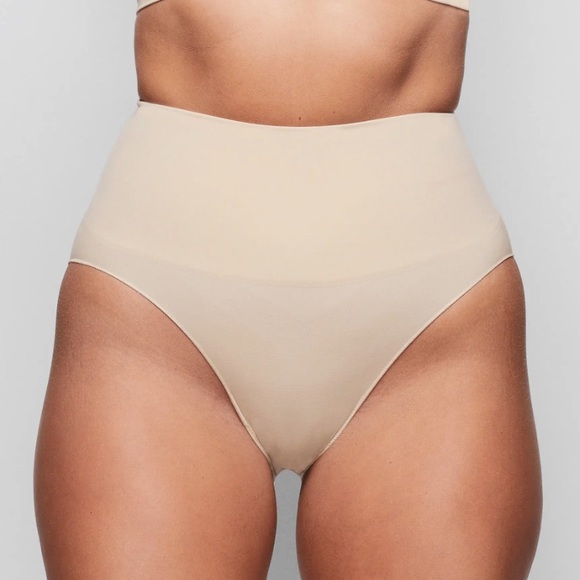 SKIMS Intimates & Sleepwear Nwt Skims Core Control Brief Lxl Poshmark